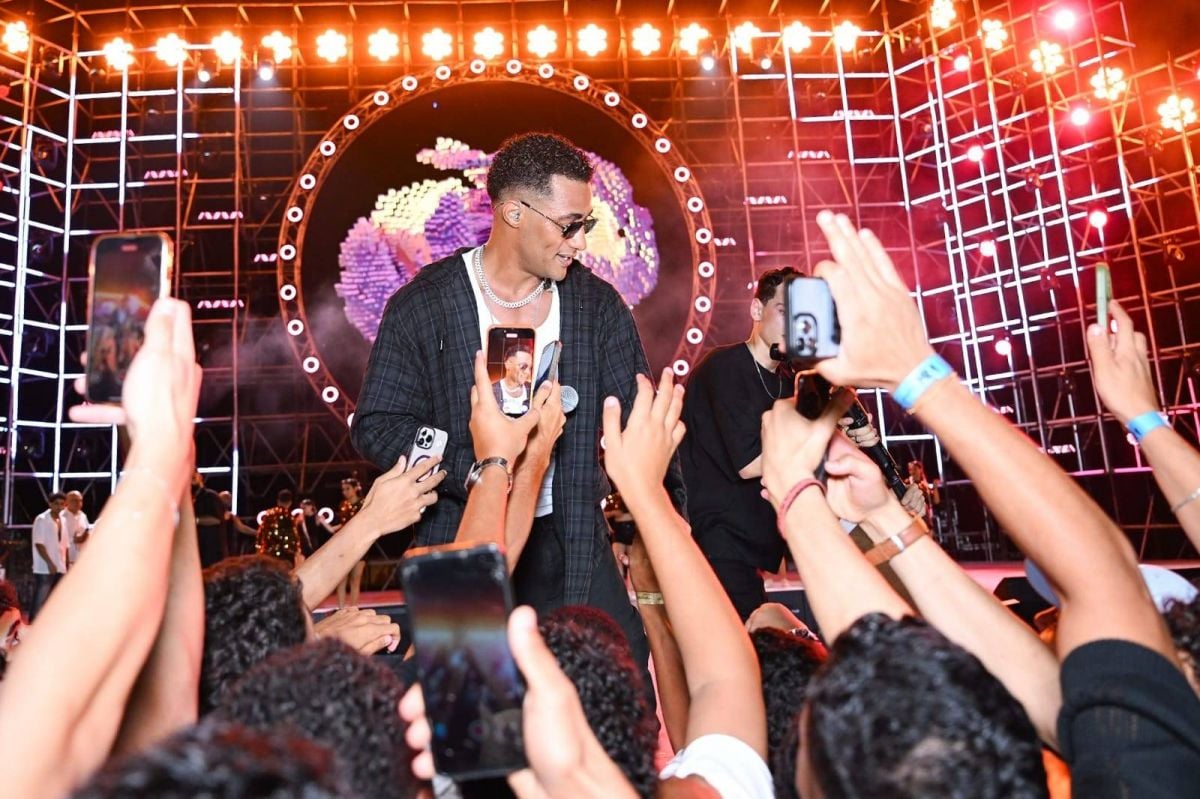 محمد رمضان يتفاعل مع الجمهور محمد رمضان يتفاعل مع الجمهور