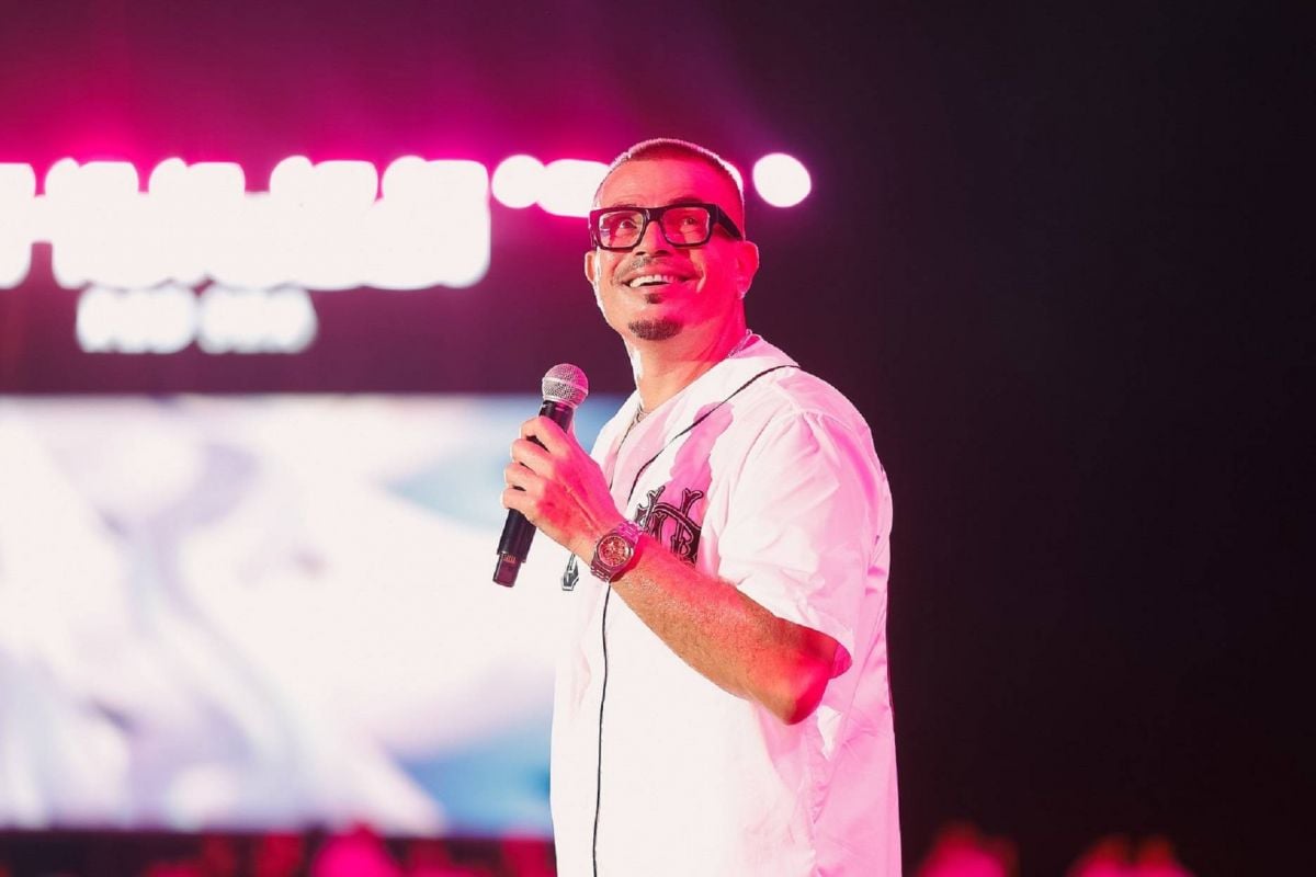 أرملة محمد رحيم تتّهم عمرو دياب بسرقة لحن... و