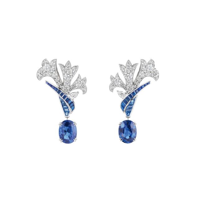 CHAUMET Jewels by Nature Carnation Earrings