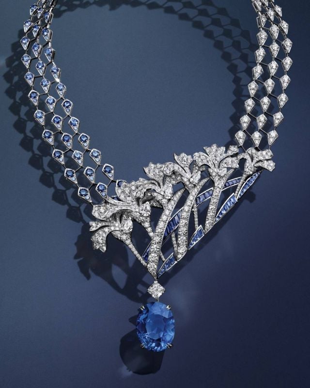 CHAUMET Jewels by Nature Carnation Necklace