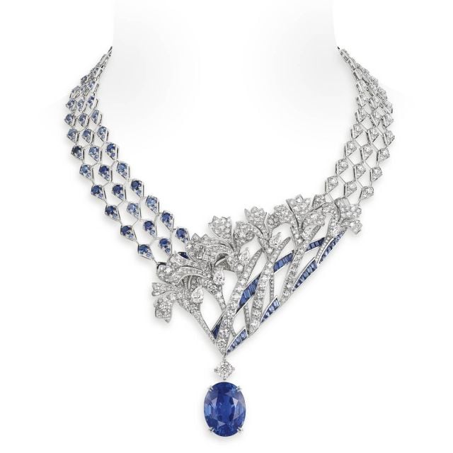 CHAUMET Jewels by Nature Carnation Necklace
