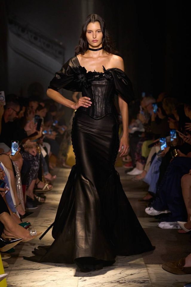 ELIE SAAB