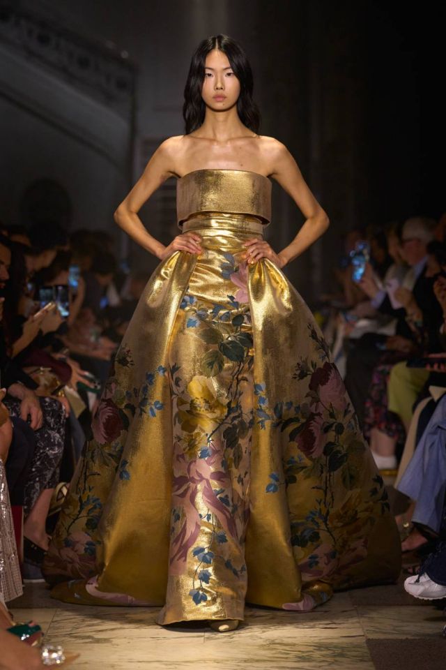 ELIE SAAB