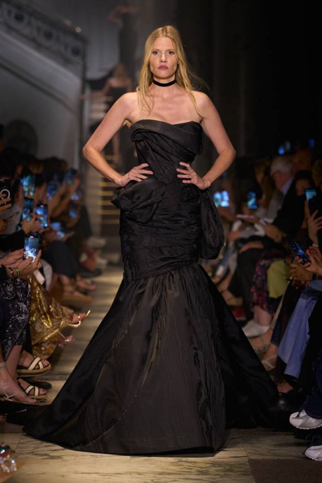 ELIE SAAB