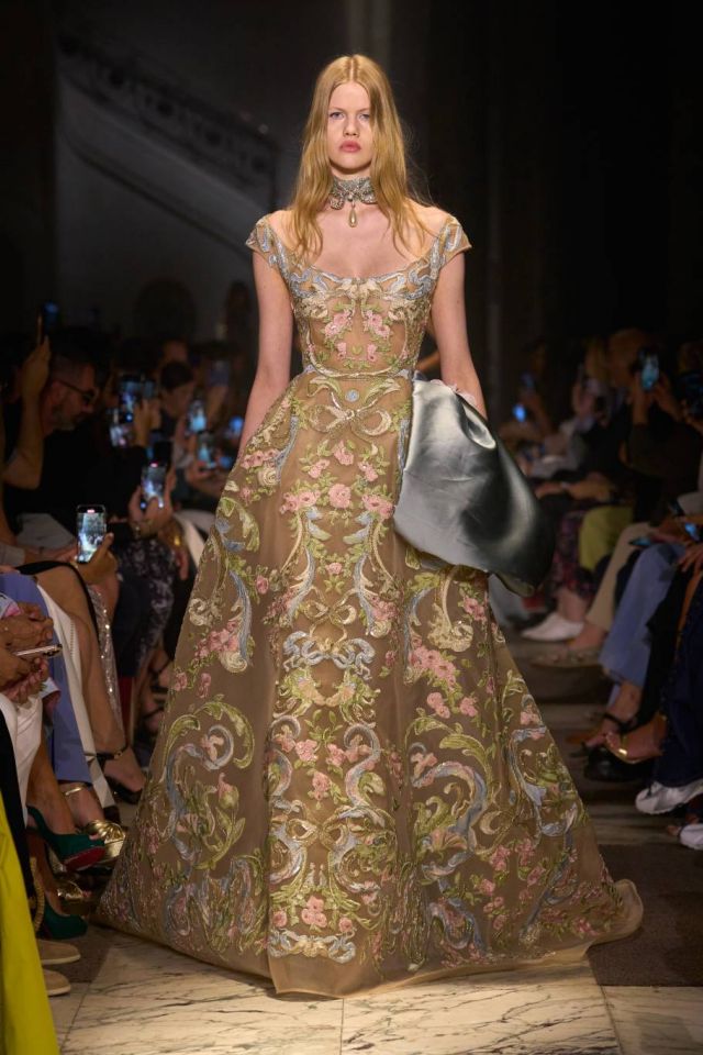 ELIE SAAB