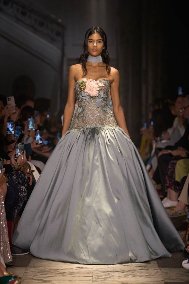 ELIE SAAB