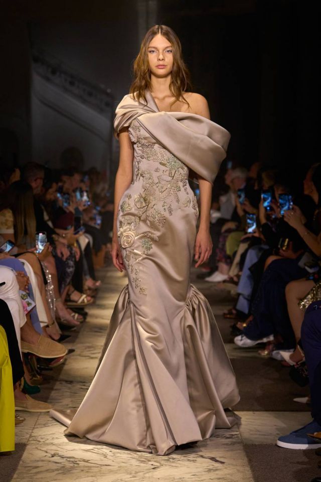 ELIE SAAB