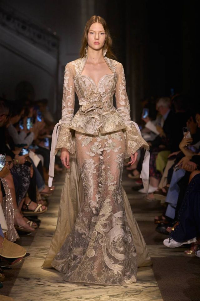 ELIE SAAB