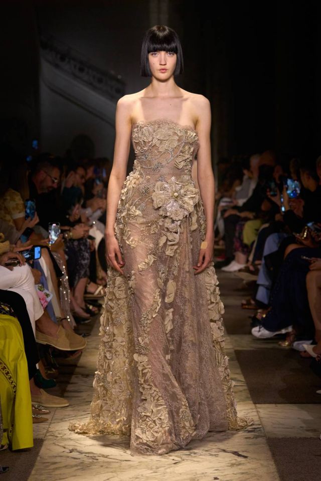ELIE SAAB