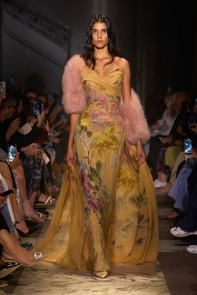 ELIE SAAB