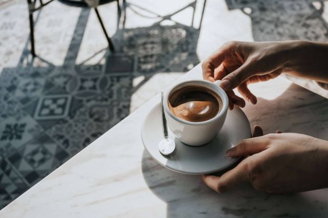 تجنّبي تناول هذه الأدوية مع القهوة!