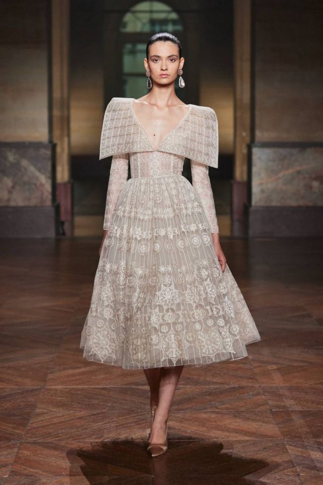 جورج حبيقة يقدّم مجموعة مبهرة من الأزياء الراقية لخريف 2025