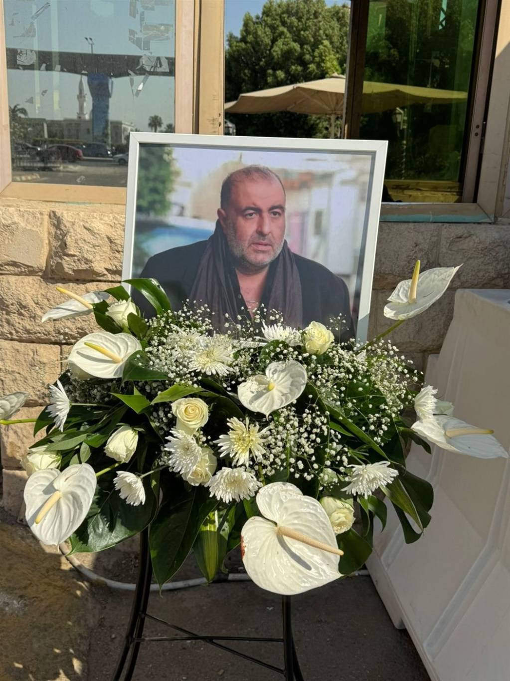 في جنازة سامح عبد العزيز: روبي تودّع طليقها وهؤلاء النجوم حضروا للتعزية (صور)