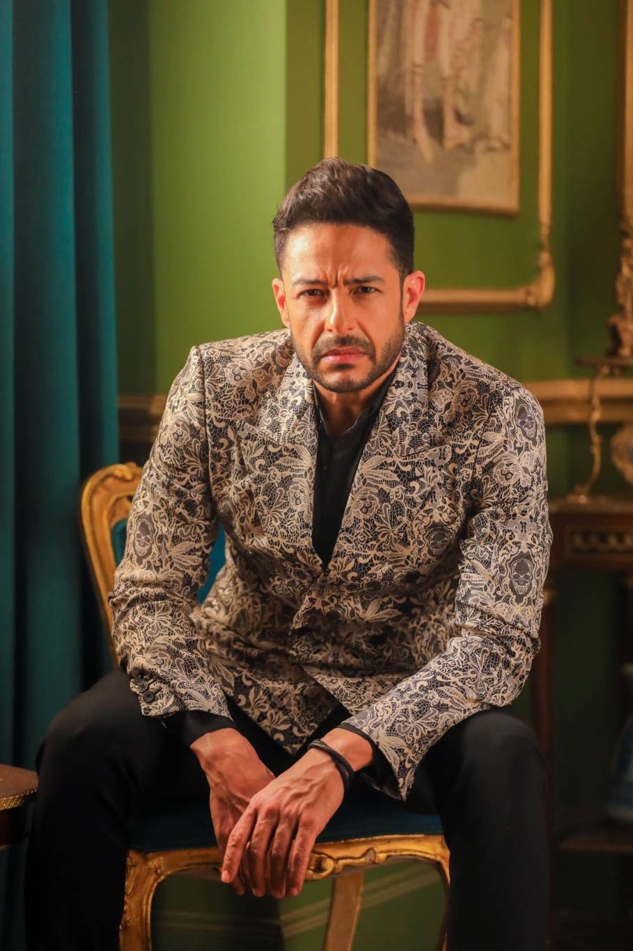 محمد حماقي يحسم الجدل حول تعرّضه لجلطة في القلب