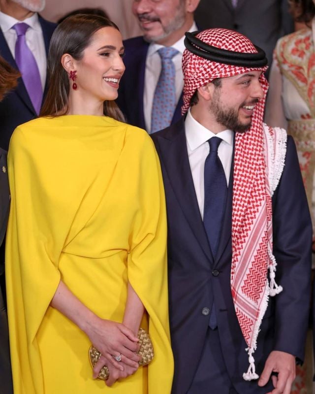 الأميرة رجوة بفستان الكاب 