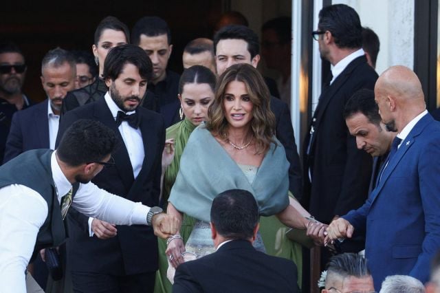 الملكة رانيا العبدالله الأكثر ابهاراً في زفاف جيف بيزوس