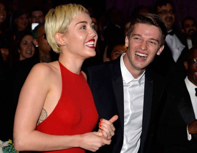 باتريك شوارزنيغر ومايلي سايرس