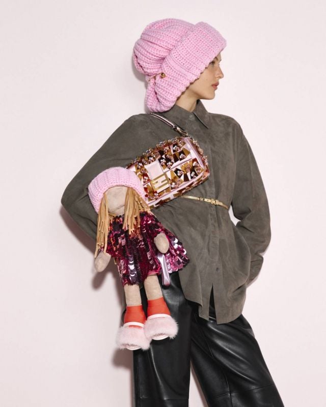 إطلاق حلي الحقائب المتدلية FENDI BFF الجديدة