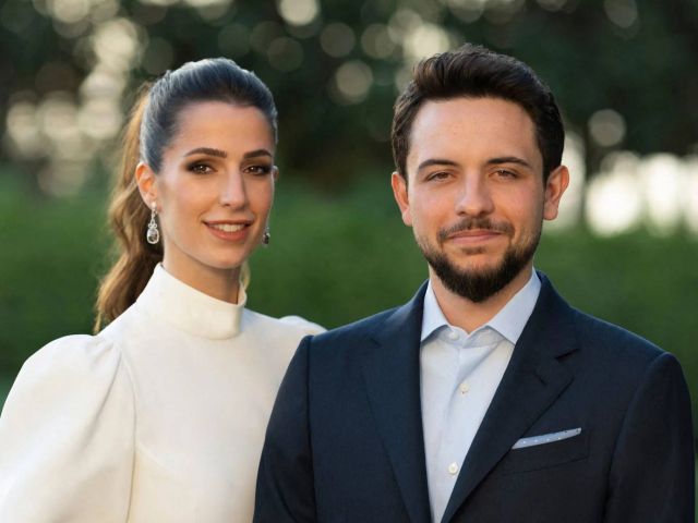 الأميرة رجوة بإطلالة باللون الأبيض 