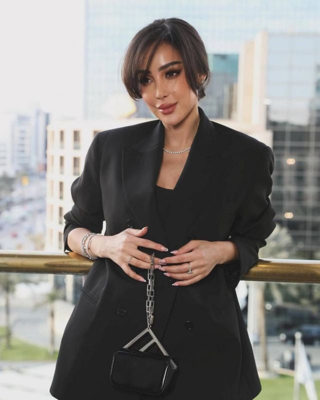 بسمة بوسيل برسالة مفاجئة الى تامر حسني