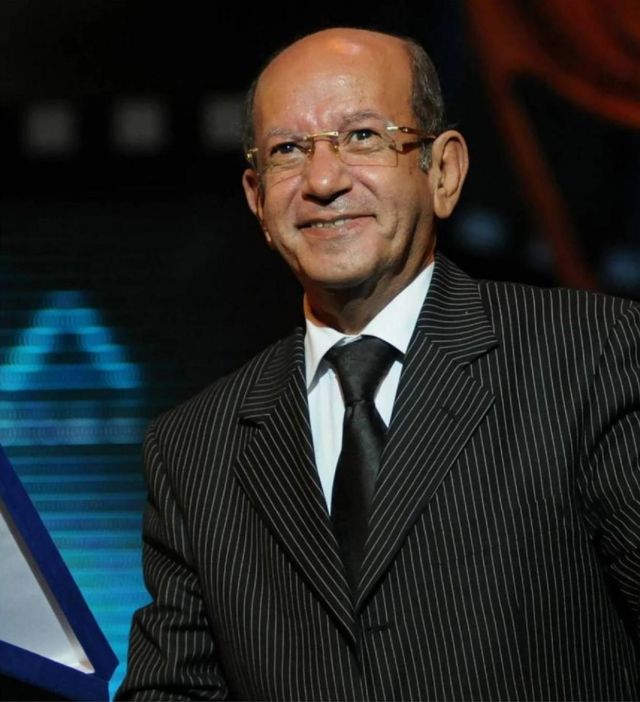 تفاصيل حالة لطفي لبيب الصحية بعد عودته إلى العناية المركزة - خاص 