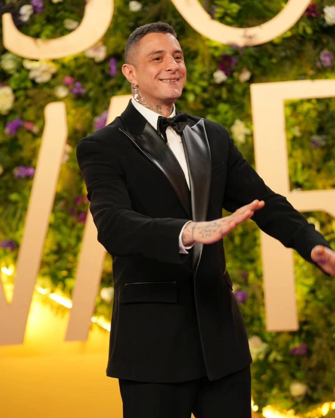 أحمد الفيشاوي يتحدث عن نجله من طليقته الألمانية