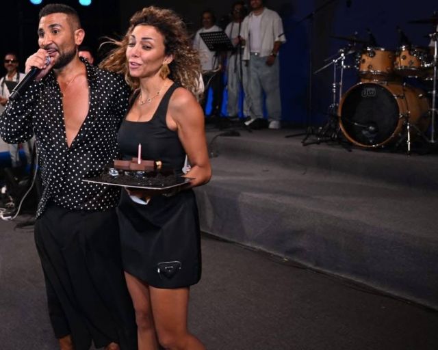 أحمد سعد يغنّي لعلياء بسيوني في عيد ميلادها