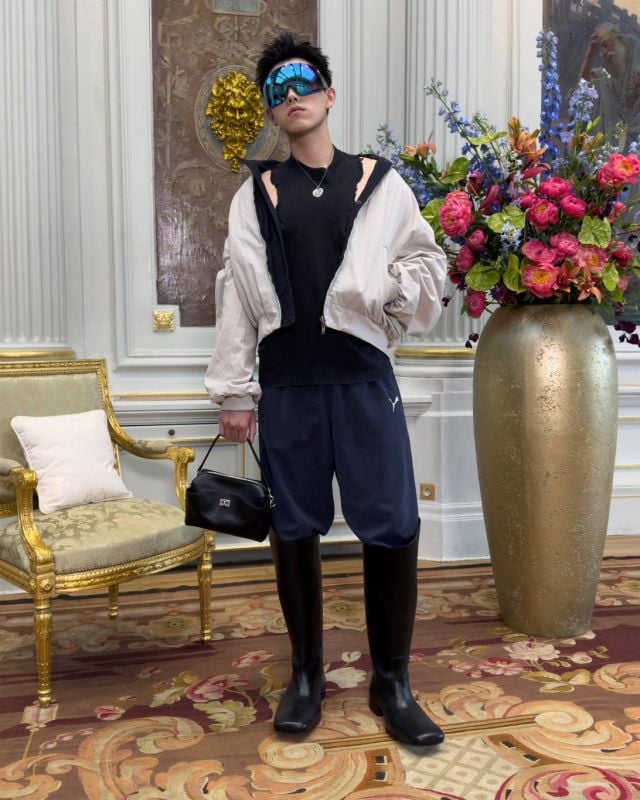 BALENCIAGA WINTER 25 CAMPAIGN BALENCIAGA WINTER 25 CAMPAIGN