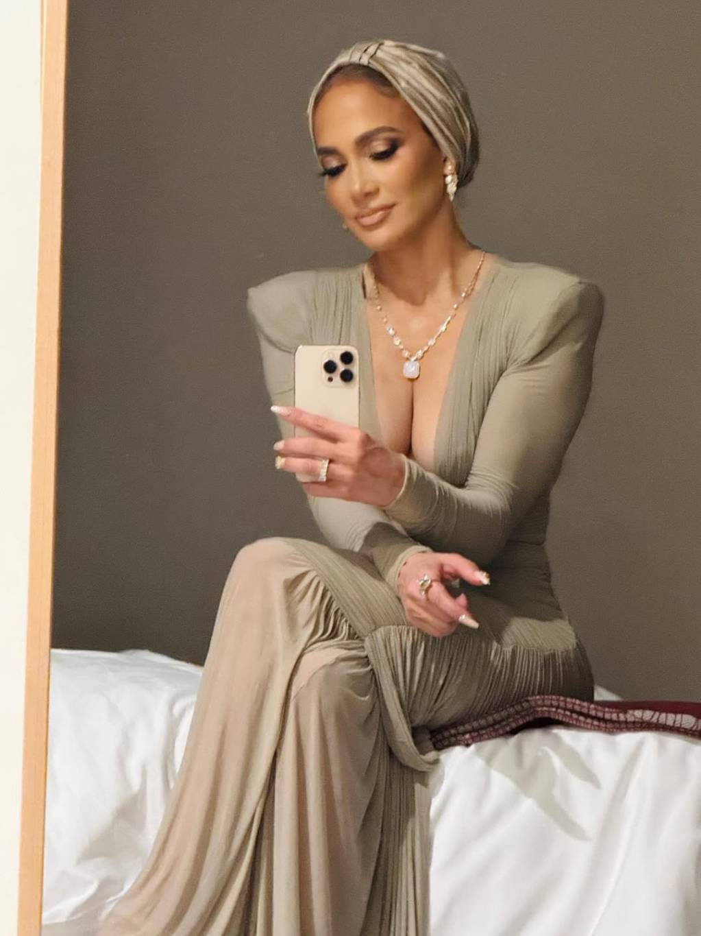 FeltcuteinEgypt4 116168