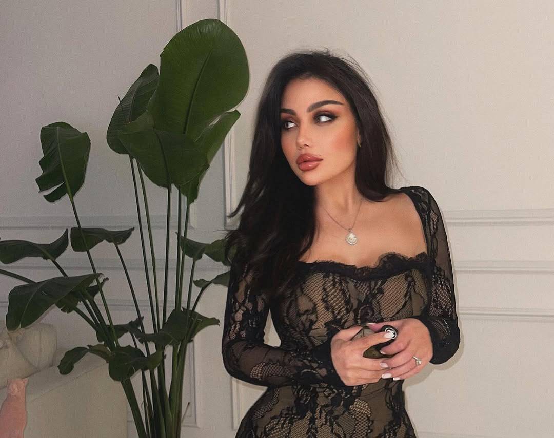 ابنة هيفاء وهبي تعلّق على أخبار انتحارها بأسلوب مستفزّ (صور)