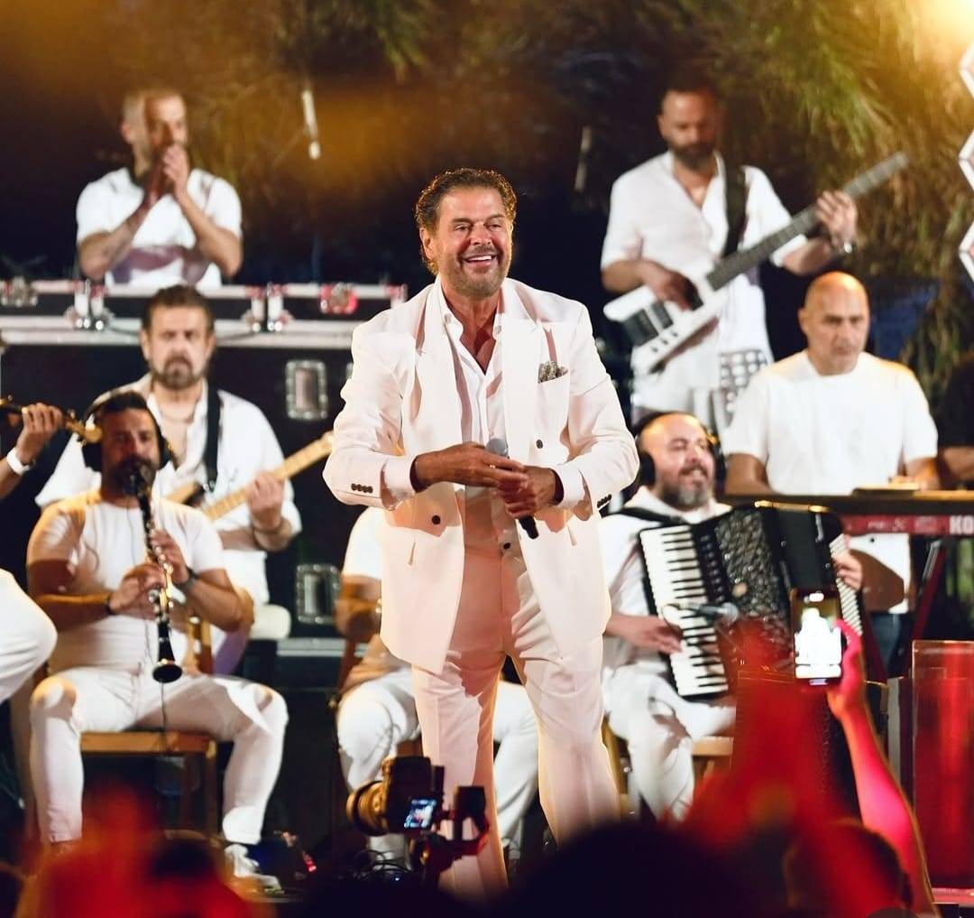 راغب علامة يسارع إلى توضيح ما حصل في الحفل المثير للجدل