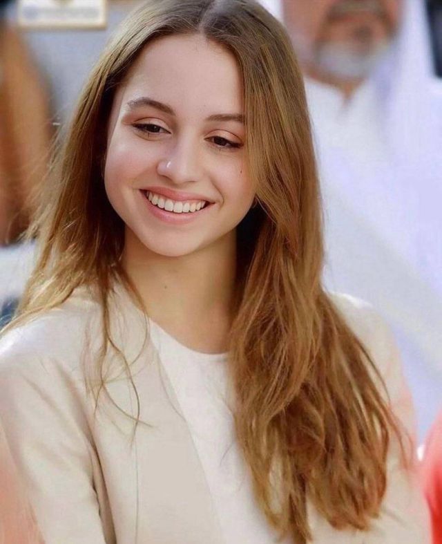 إطلالة الأميرة إيمان 