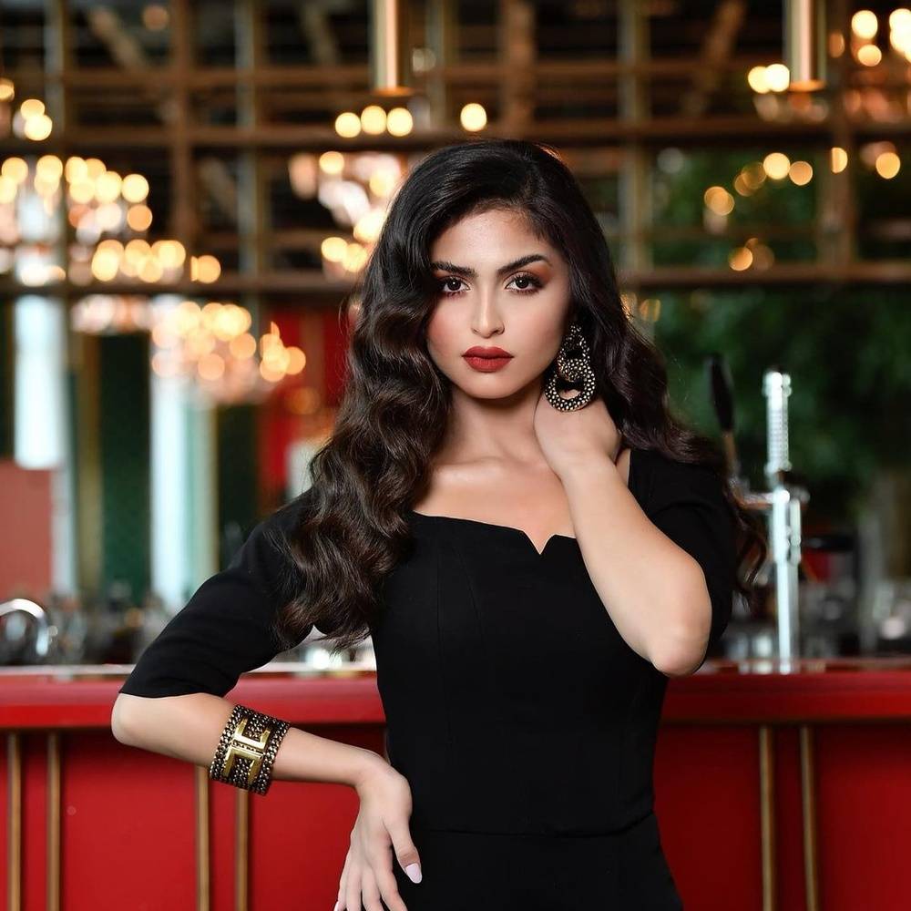  حلا الترك تعود إلى الغناء من خلال السيدة فيروز ولبنان 