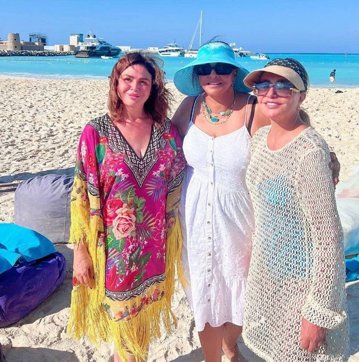 إلهام شاهين تعلّق على صداقتها مع ليلى علوي وهالة صدقي