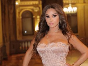 رسالة دعم من إليسا لأنغام بعد أزمتها الصحية