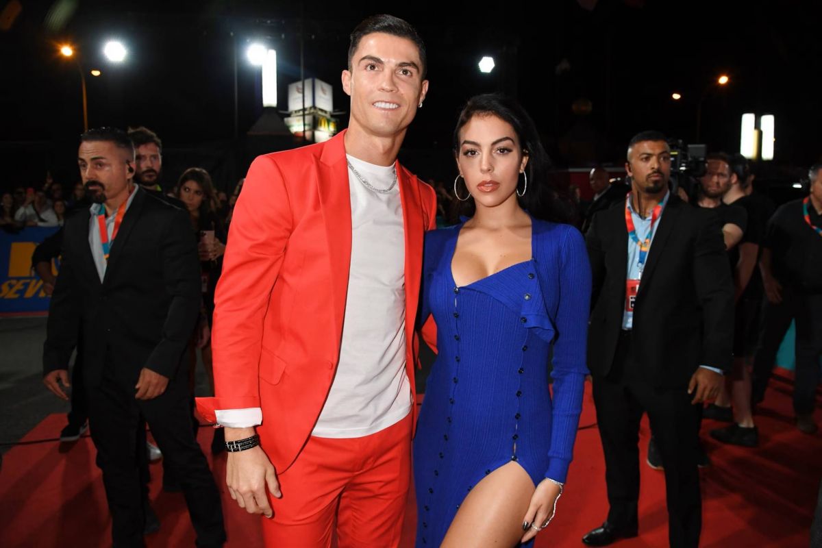 كل ما تريدون معرفته عن جورجينا رودريغيز وعلاقتها مع كريستيانو رونالدو