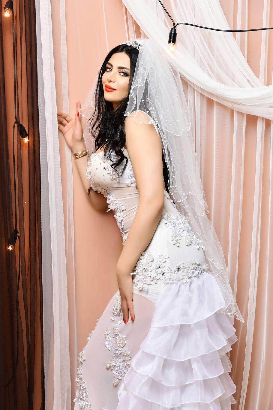 شمس المغربي طليقة سعد الصغير