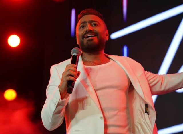 تامر حسني في الحفل