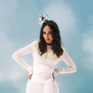 الجمهور يتفاعل مع عودة بسمة بوسيل إلى المسرح 