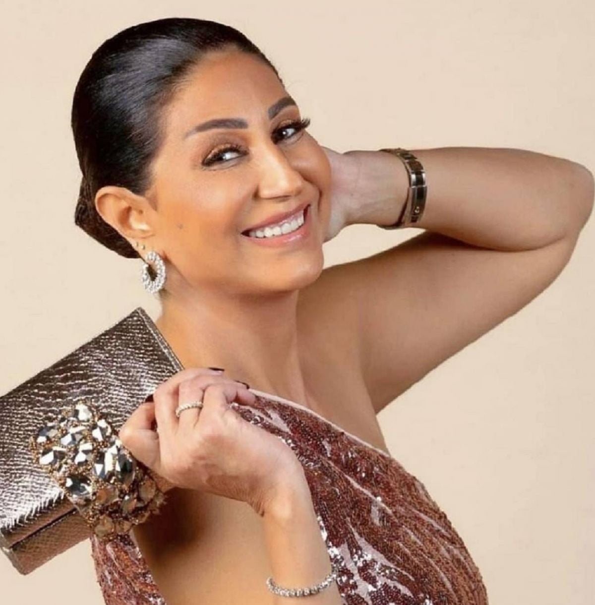 وفاء عامر تبكي: سأخذ حقي