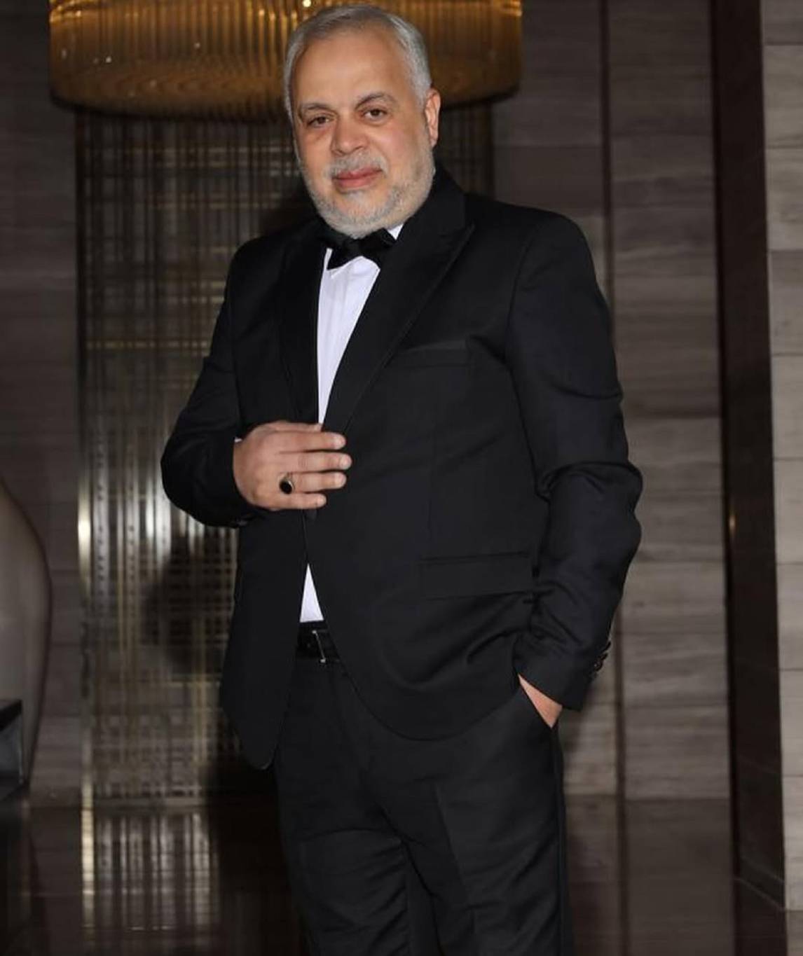 أشرف زكي يحذّر الفنانين من اساءة استخدام شهرتهم 