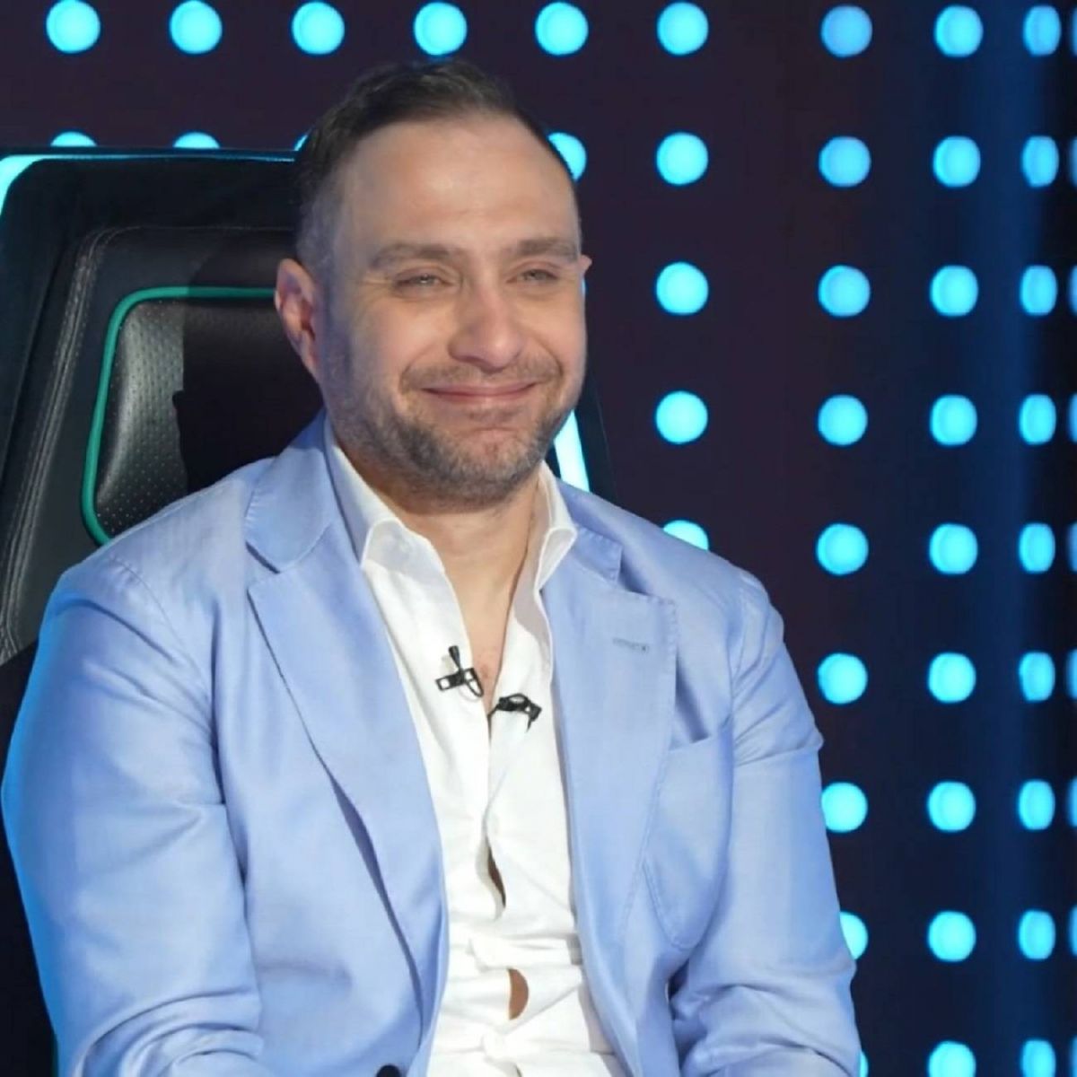 حسام حبيب يدافع عن نفسه بعد اتهامه باستغلال شيرين عبد الوهاب (فيديو)