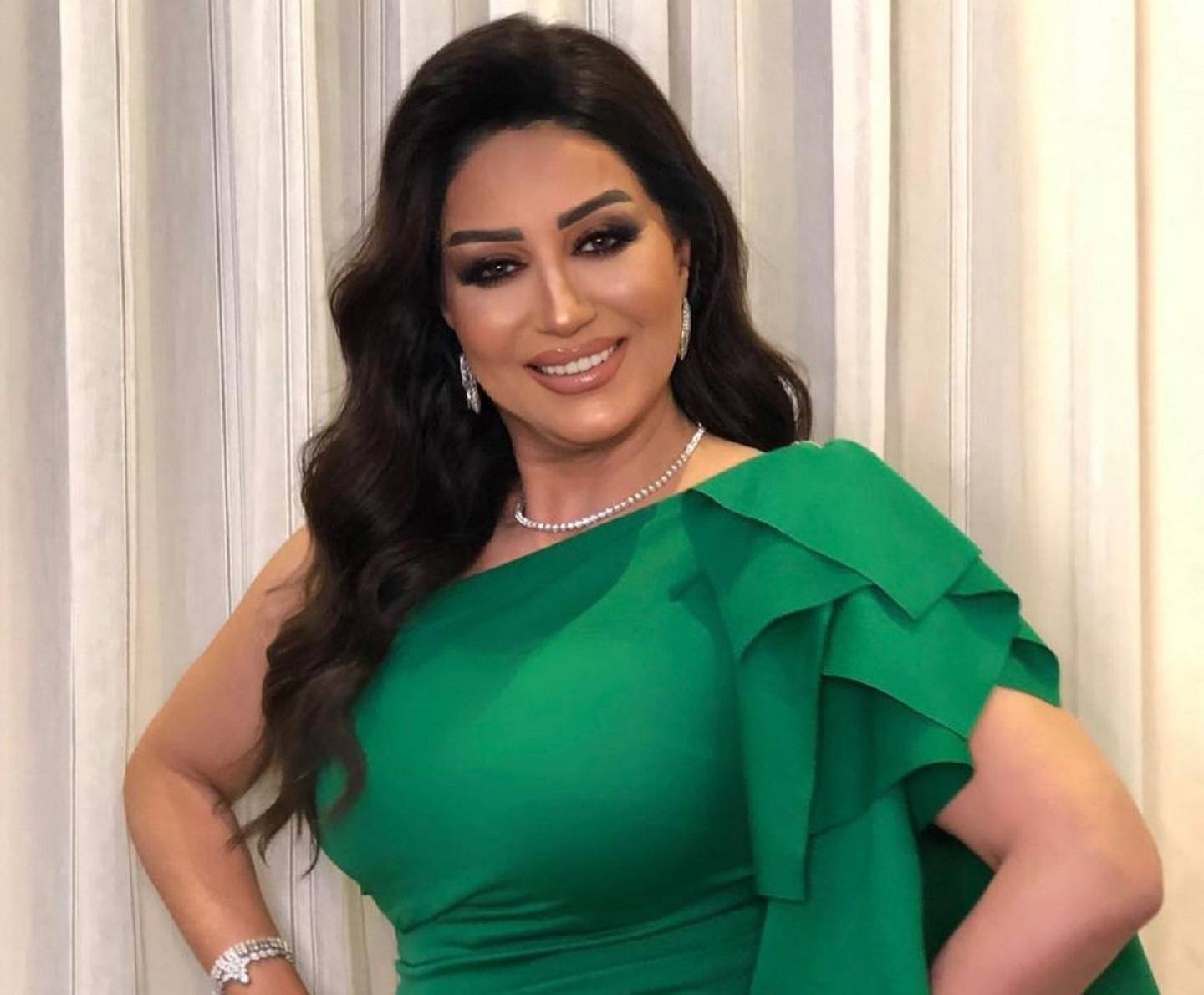 وفاء عامر