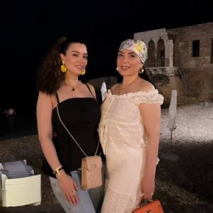 مروة صبري تعلّق على علاقتها بشقيقتها بكلمات مؤثرة