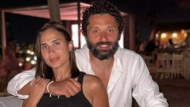 كريم محمود عبد العزيز وزوجته