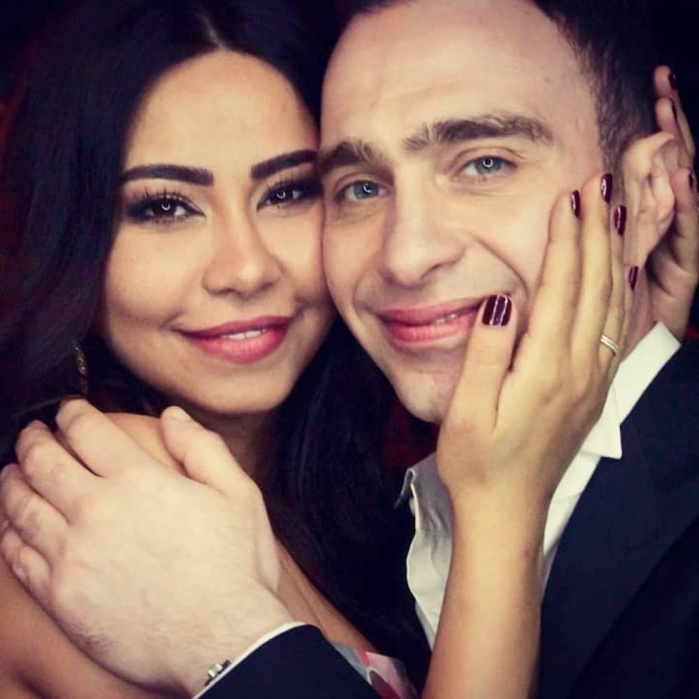 بعد مفاجأة عودة شيرين لحسام أزمات وسخرية وشكوك والده