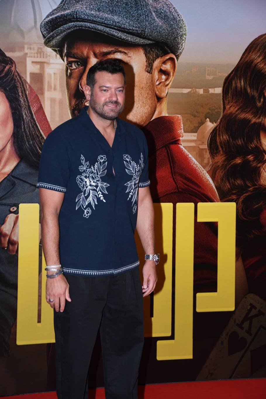 عمرو يوسف يتذكر أزمة صورته مع بوسي شلبي (فيديو)