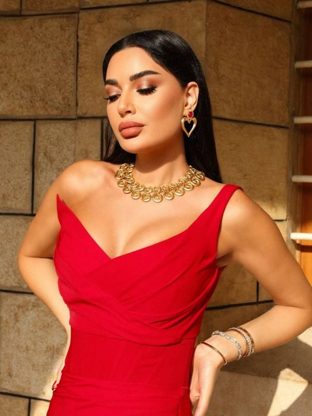 سيرين عبد النور تتزين بمجوهرات فخمة