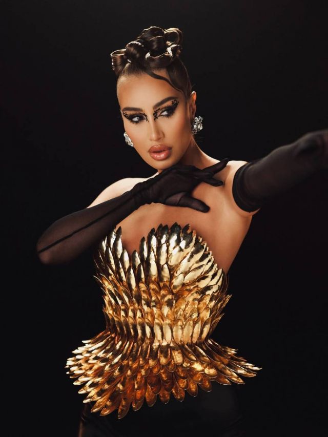 إطلالات جريئة ولافتة لأهم النجمات العربيات 