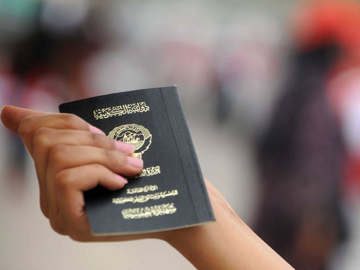 الكويت تسحب الجنسية من فنانين متوفيين ومشاهير آخرين
